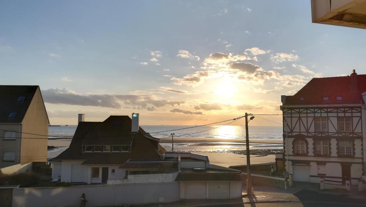Appartement L'Estivaliere Face A La Mer Wimereux Exteriör bild