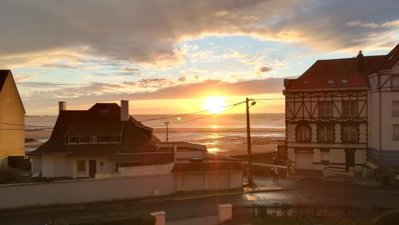 Appartement L'Estivaliere Face A La Mer Wimereux Exteriör bild